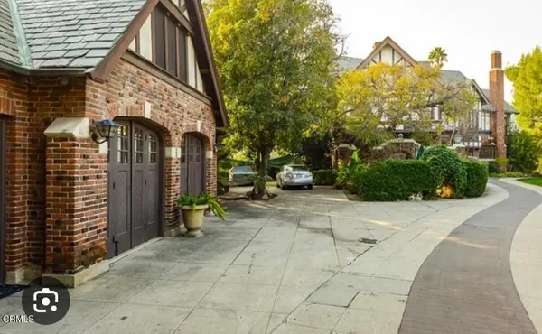 $3,200 | 141 North Grand Avenue, Unit CH, Pasadena, CA 91103