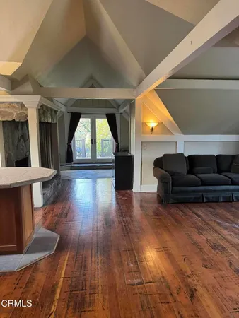 $3,200 | 141 North Grand Avenue, Unit CH, Pasadena, CA 91103