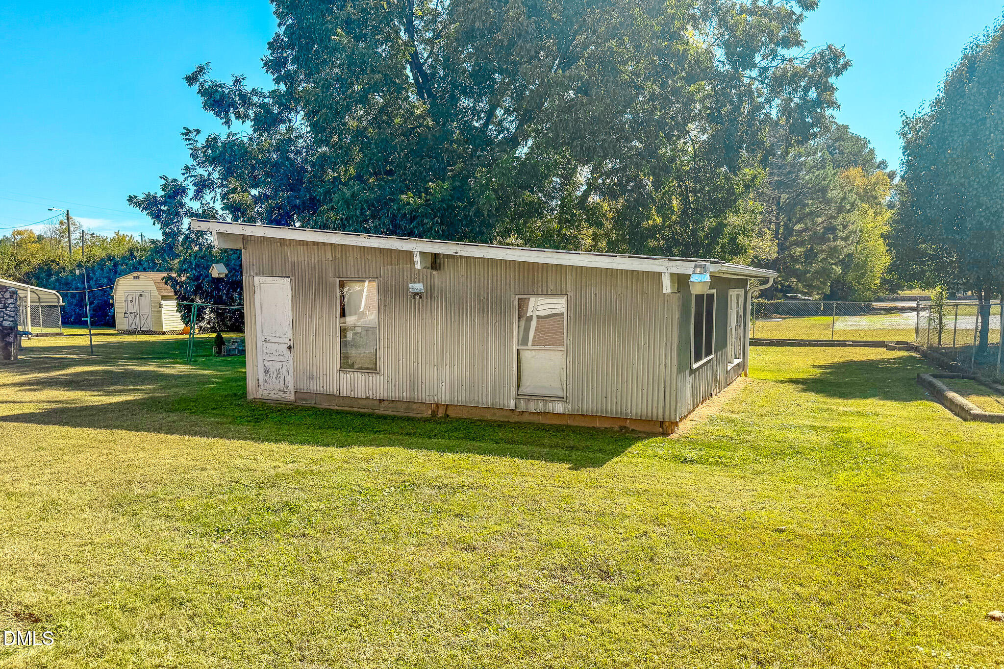 208 South Morgan Street Roxboro, NC 27573 - Photo 10 of 38 10