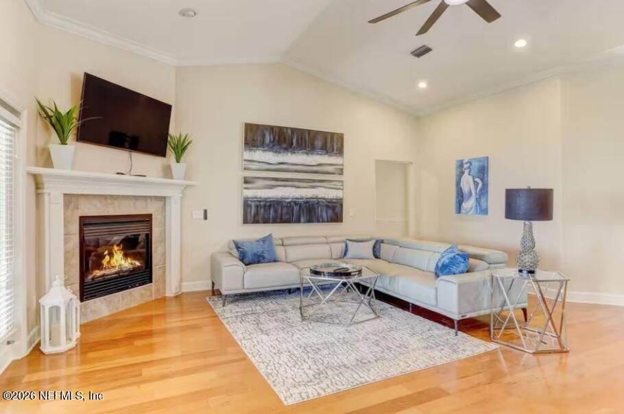 3820 Myrtle Street St. Augustine, FL 32084 - Photo 5 of 19 Living Area