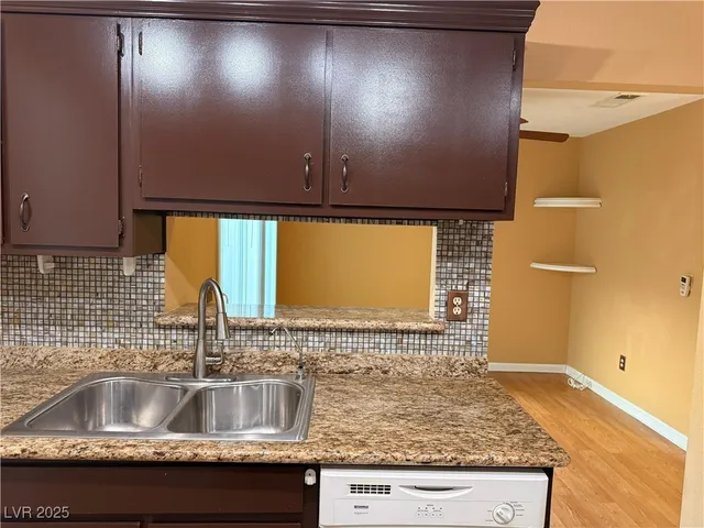 $1,200 | 6750 Del Rey Avenue, Unit 106, Las Vegas, NV 89146