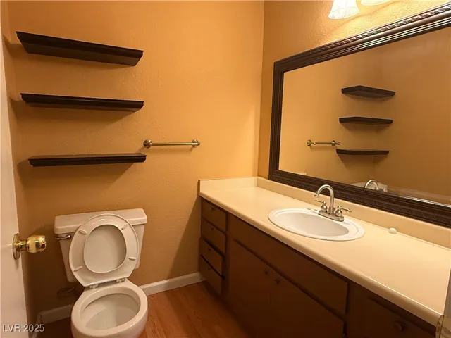 $1,200 | 6750 Del Rey Avenue, Unit 106, Las Vegas, NV 89146