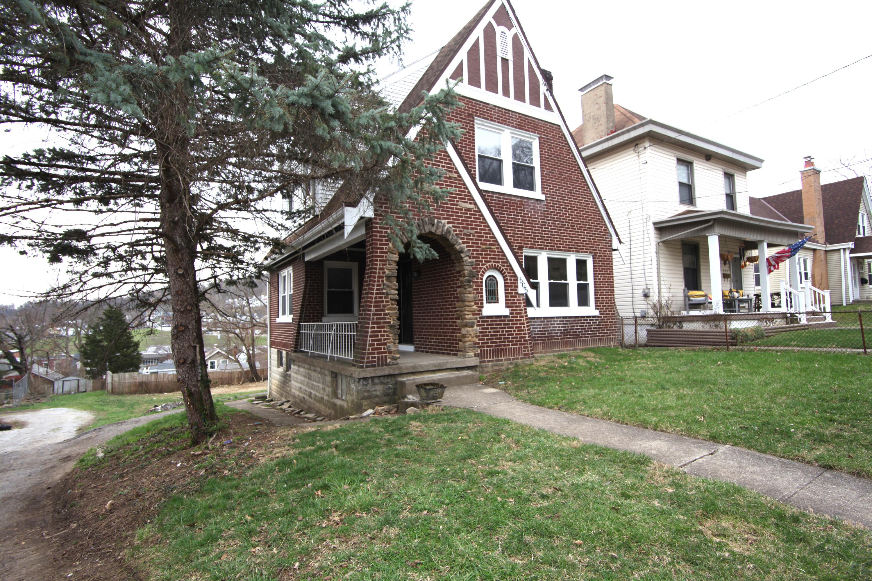 505 Hawthorne Street Covington, KY 41011 - Photo 2 of 30