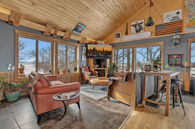 $399,900 | 17073 580th Avenue, Parkers Prairie, MN 56361