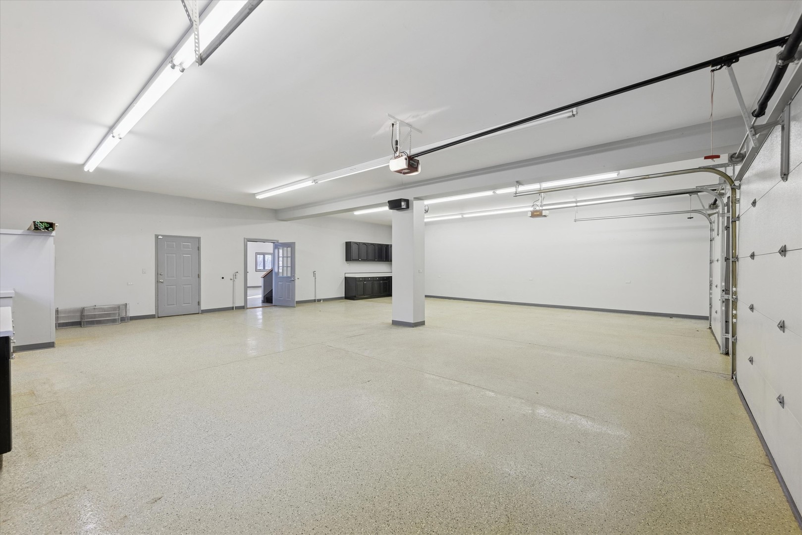 16W125 89th Street Burr Ridge, IL 60527 - Photo 9 of 14