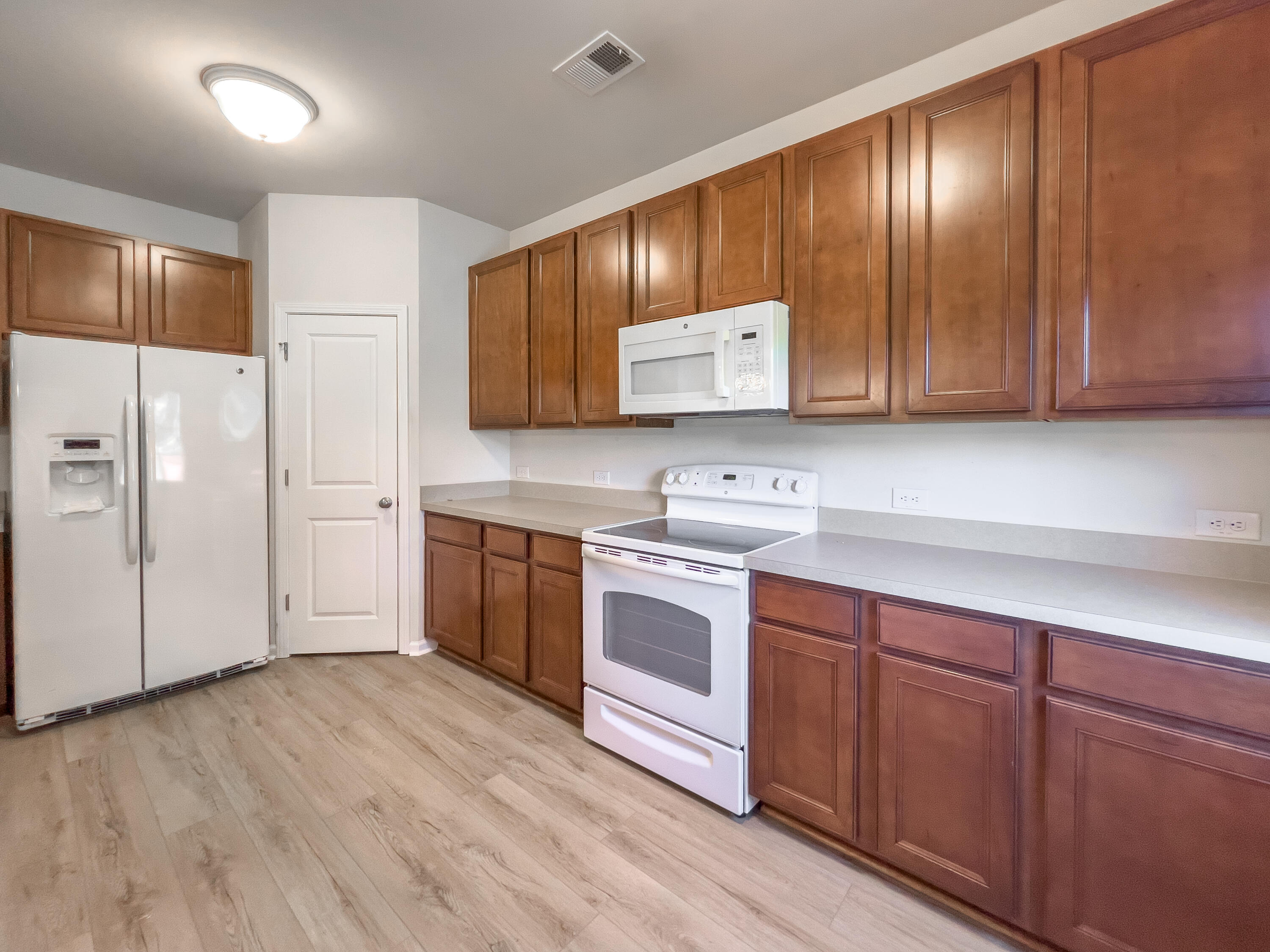3710 Raddison Lane Ladson, SC 29456 - Photo 8 of 23 IMG_2775