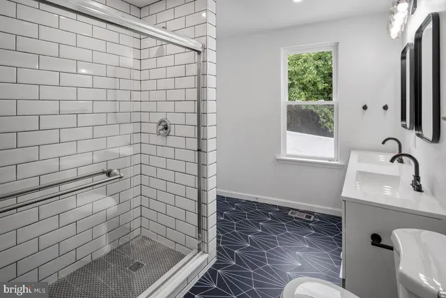 $3,200 | 4129 Terrace Street, Philadelphia, PA 19128