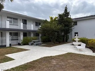 $1,150 | 3817 Del Prado Boulevard South, Unit 206, Cape Coral, FL 33904