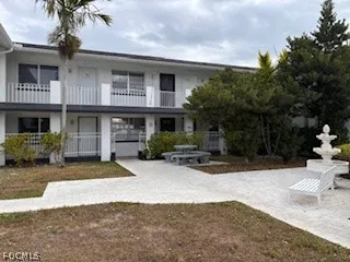 $1,150 | 3817 Del Prado Boulevard South, Unit 206, Cape Coral, FL 33904