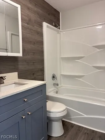 $1,150 | 3817 Del Prado Boulevard South, Unit 206, Cape Coral, FL 33904