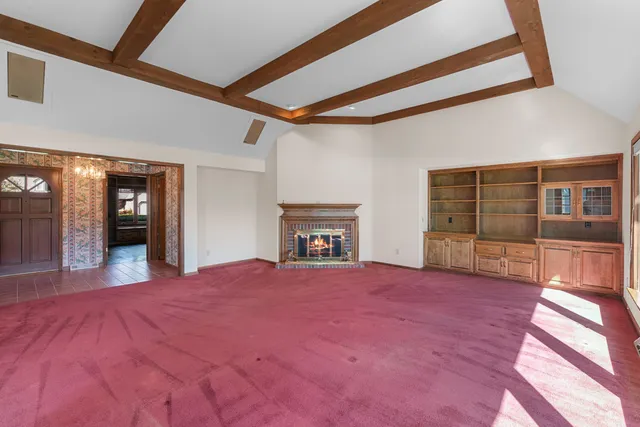 $549,000 | 2627 Lake Isle Drive, Mequon, WI 53092