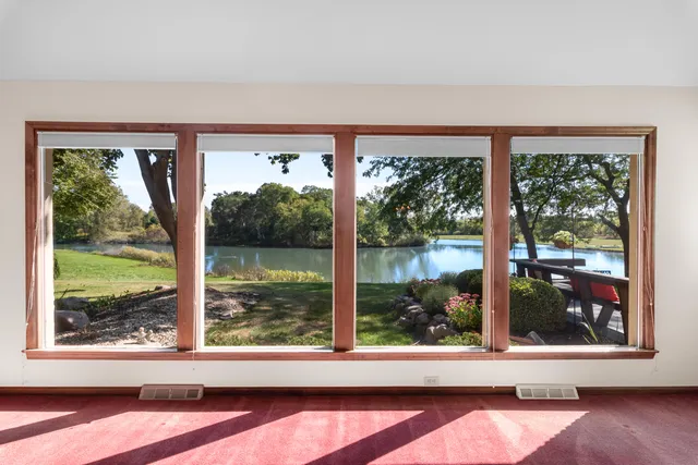 $549,000 | 2627 Lake Isle Drive, Mequon, WI 53092