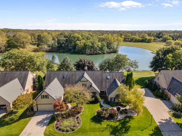 $549,000 | 2627 Lake Isle Drive, Mequon, WI 53092