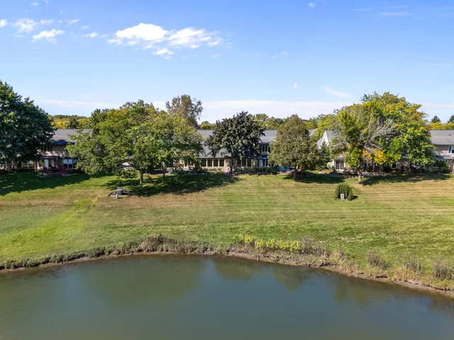 $549,000 | 2627 Lake Isle Drive, Mequon, WI 53092