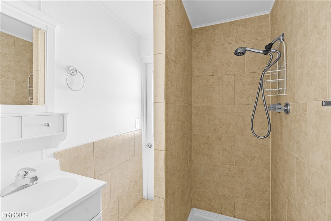 6004 Deming Avenue North Port, FL 34287 - Photo 18 of 32