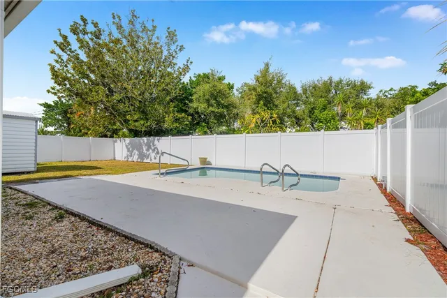 $1,780 | 6004 Deming Avenue, North Port, FL 34287