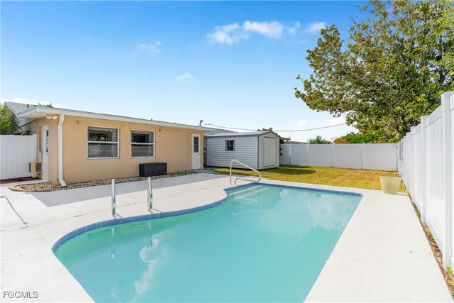 $1,780 | 6004 Deming Avenue, North Port, FL 34287