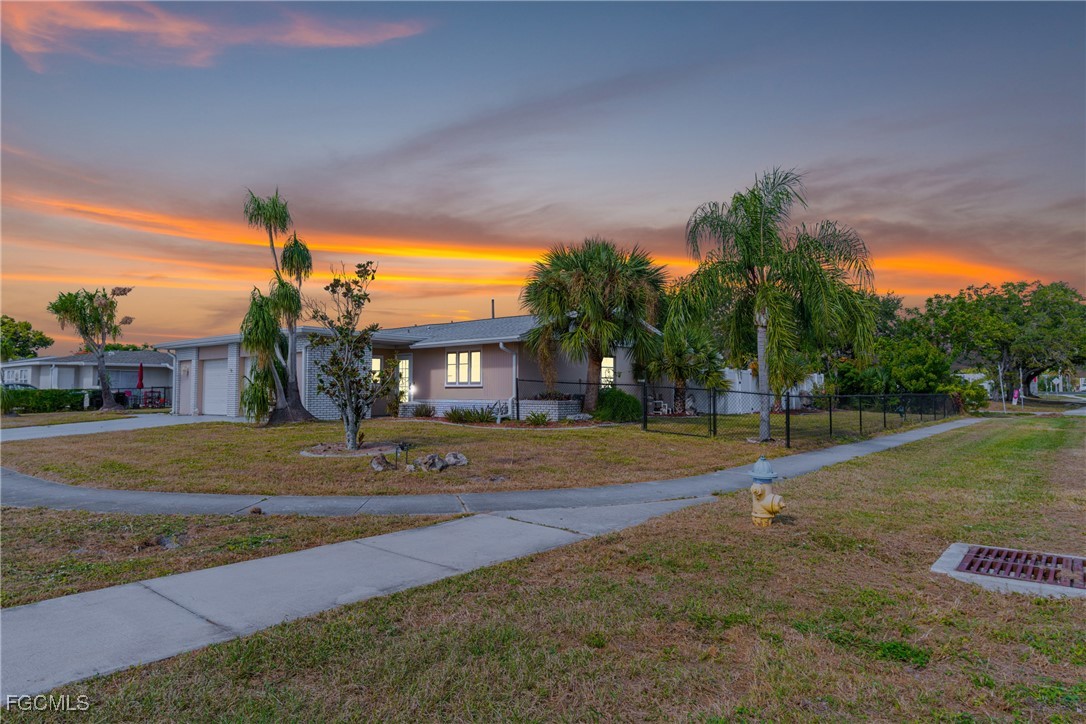 6004 Deming Avenue North Port, FL 34287 - Photo 4 of 32