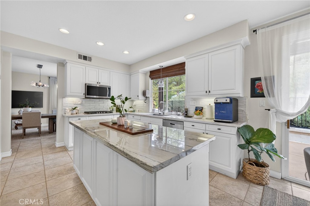 45136 Willowick Street Temecula, CA 92592 - Photo 19 of 75