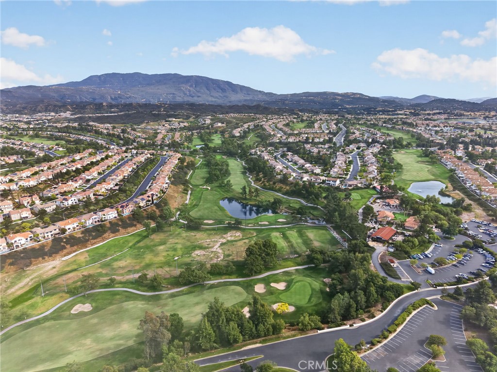 45136 Willowick Street Temecula, CA 92592 - Photo 68 of 75 a view of lake and mountain