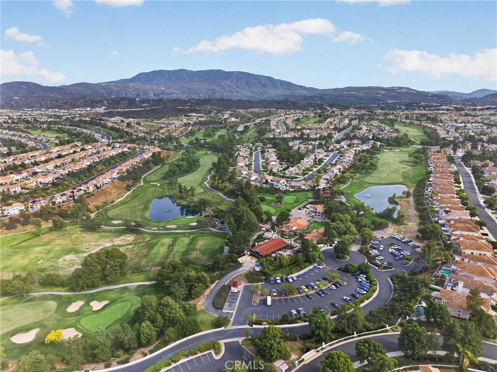 45136 Willowick Street Temecula, CA 92592 - Photo 69 of 75 a view of city and mountain