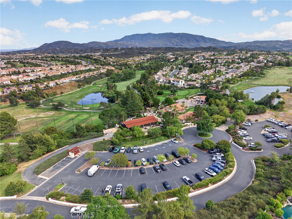 45136 Willowick Street Temecula, CA 92592 - Photo 70 of 75 an aerial view of residential houses and outdoor space