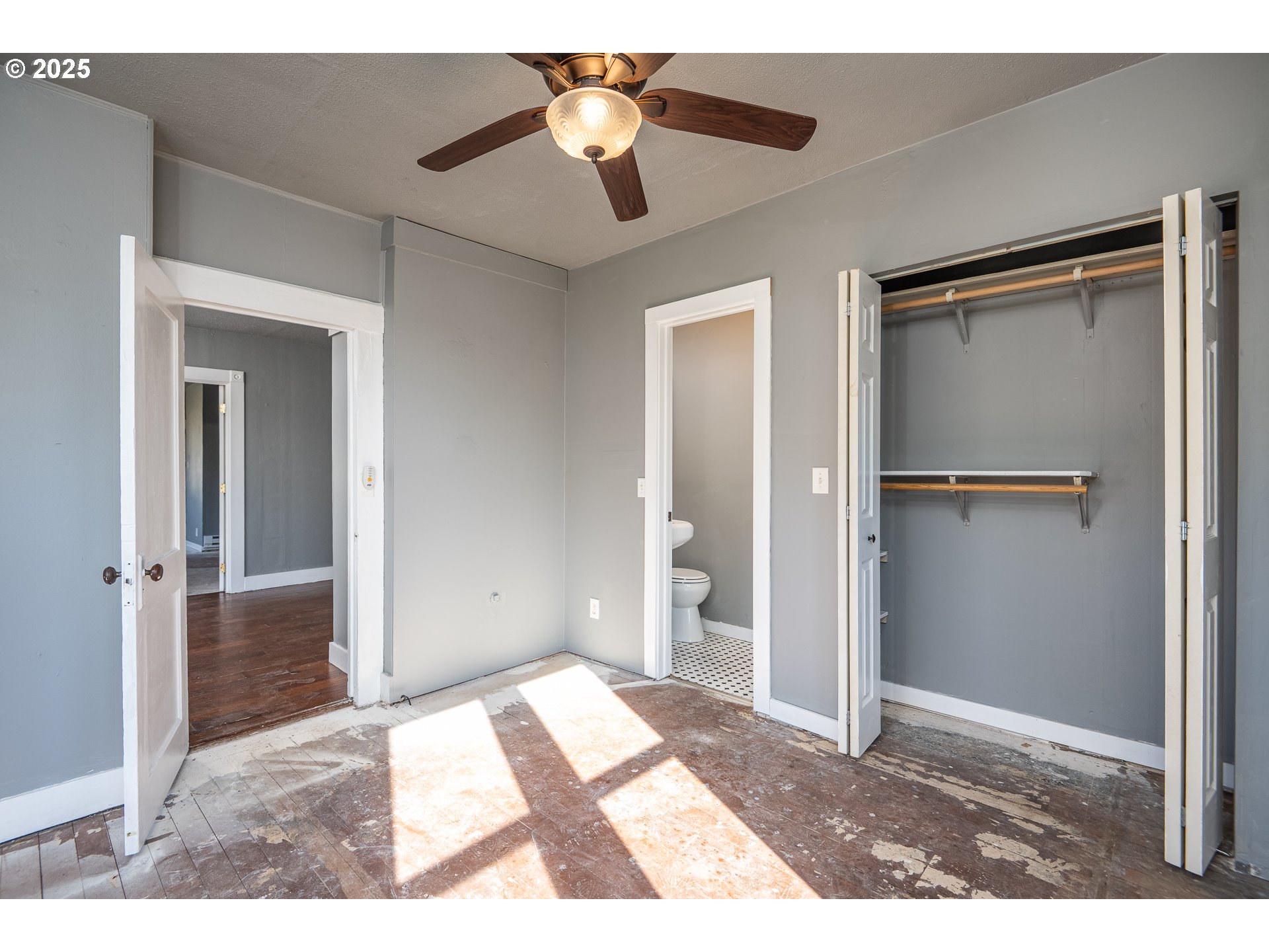 289 Harbor Street Florence, OR 97439 - Photo 15 of 47 a view interior of the house