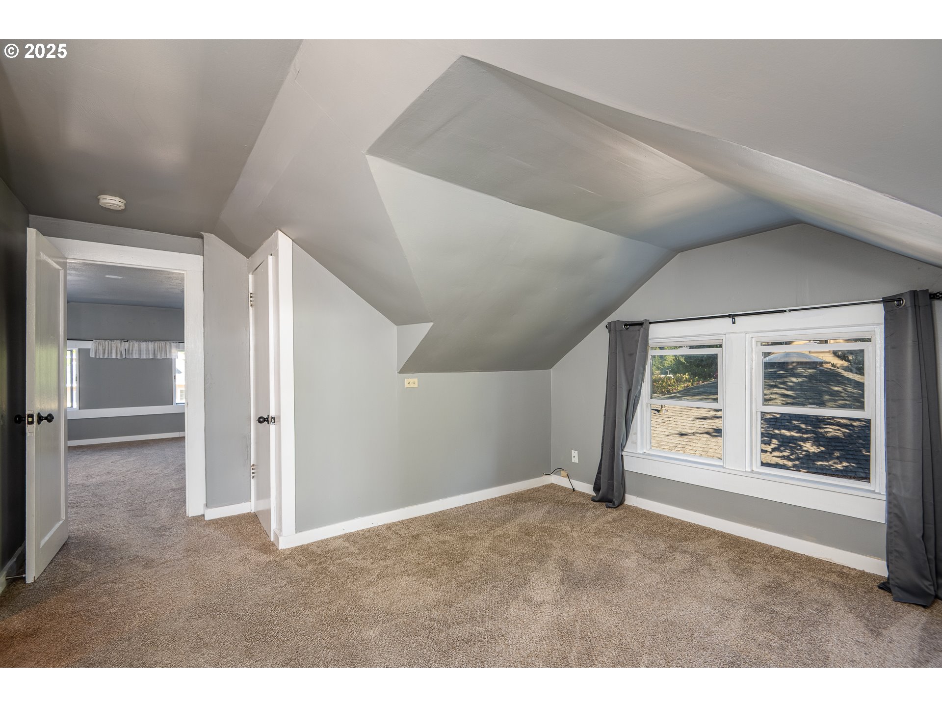 289 Harbor Street Florence, OR 97439 - Photo 32 of 47 a view of an empty room with a window
