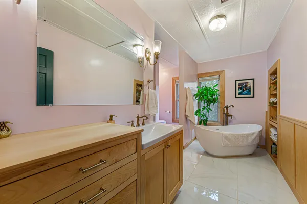 $425,000 | 101 Madison Street North, Northfield, MN 55057
