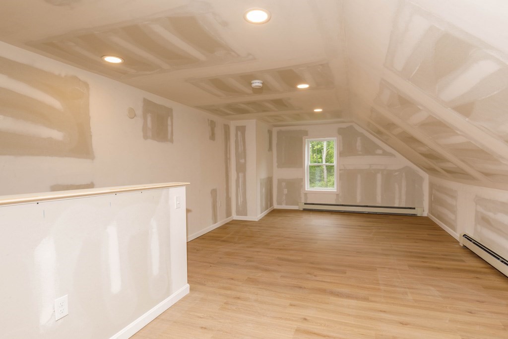 365-367 Princeton Road, Unit 365 Fitchburg, MA 01420 - Photo 13 of 17
