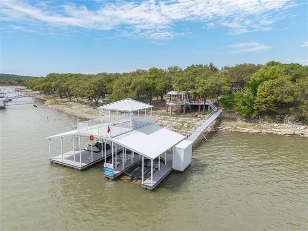 $992,000 | 10470 County Road 454, Brownwood, TX 76801