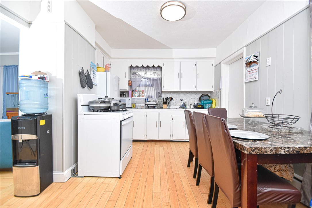 390 Weeden Street Pawtucket, RI 02860 - Photo 18 of 19