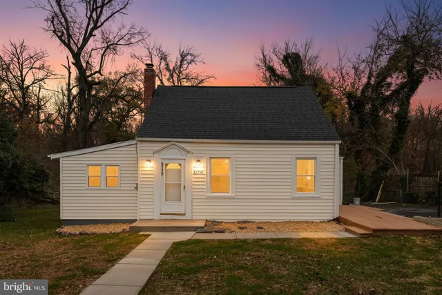 $369,900 | 6710 Woodland Road, Morningside, MD 20746