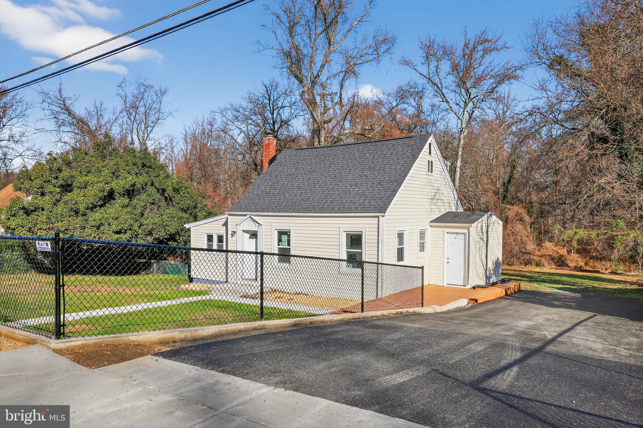 6710 Woodland Road Morningside, MD 20746 - Photo 3 of 50 Gallery Image 3