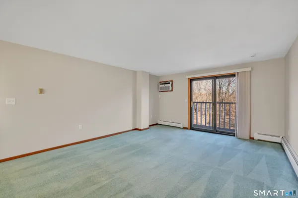 $184,900 | 168 Churchill Drive, Unit 168, Newington, CT 06111