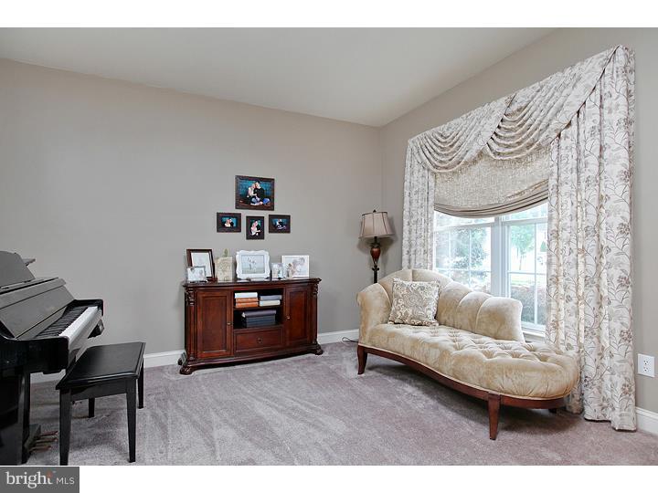 153 Yorktown Road Woolwich Township, NJ 08085 - Photo 3 of 21 Gallery Image 3