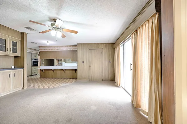 $364,000 | 302 Baumgarten Street, Schulenburg, TX 78956