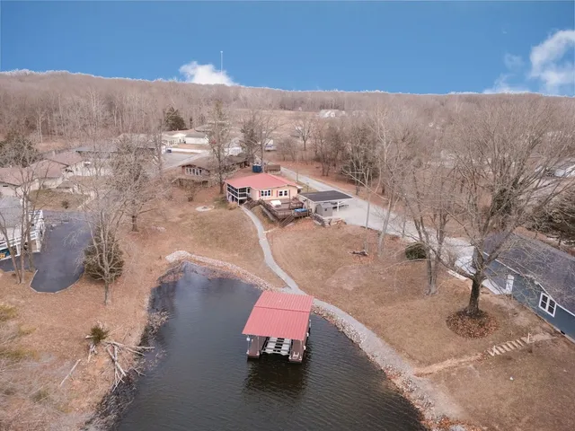 $345,000 | 13046 Lark Court, Creal Springs, IL 62922