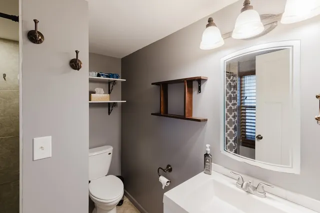 $345,000 | 13046 Lark Court, Creal Springs, IL 62922