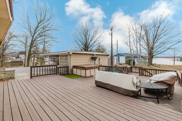 $345,000 | 13046 Lark Court, Creal Springs, IL 62922