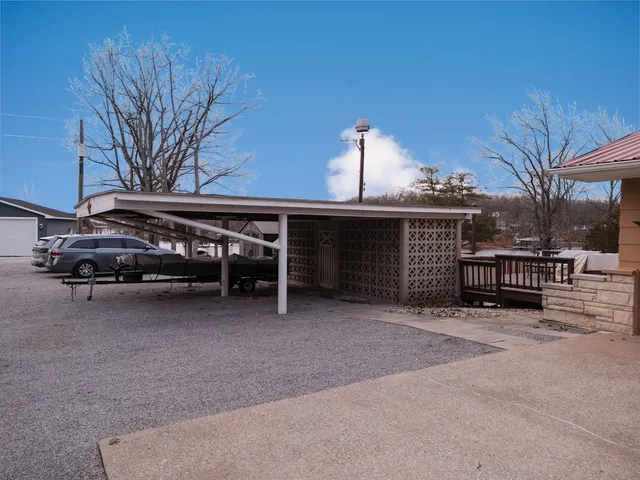 $345,000 | 13046 Lark Court, Creal Springs, IL 62922