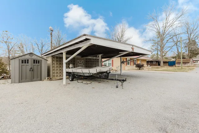 $345,000 | 13046 Lark Court, Creal Springs, IL 62922