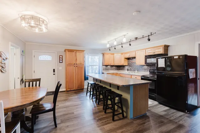 $345,000 | 13046 Lark Court, Creal Springs, IL 62922