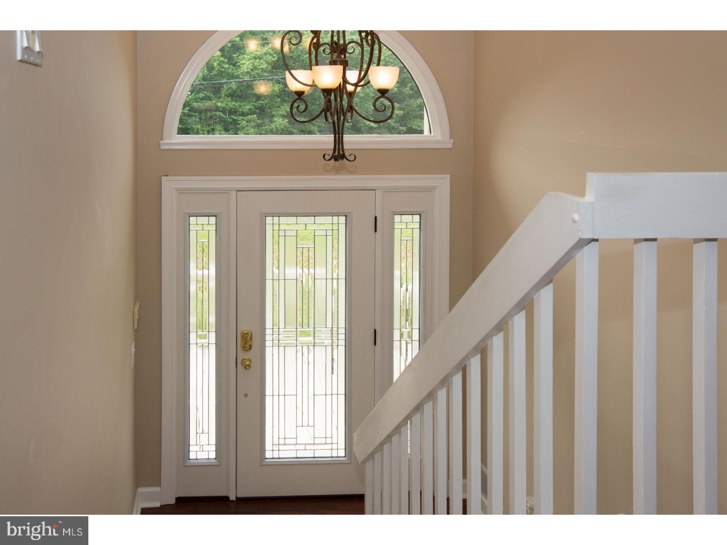 40 Spring Garden Road Robbinsville, NJ 08691 - Photo 2 of 25