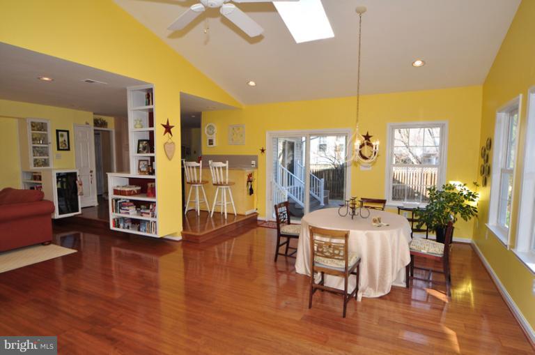 13380 Point Rider Lane Herndon, VA 20171 - Photo 8 of 30 Family Room