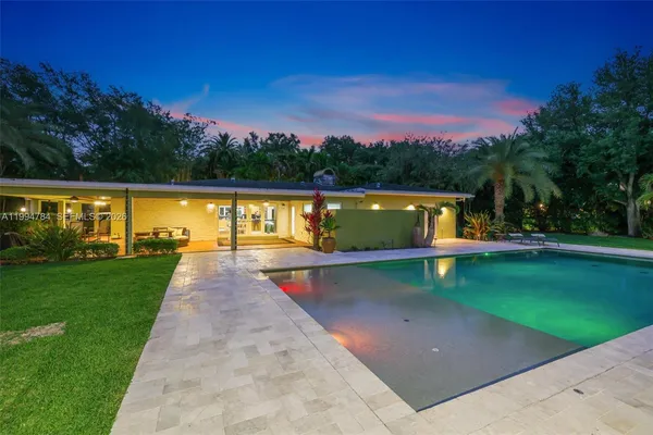 $3,150,000 | 9234 Southwest 112th Street, Miami, FL 33176