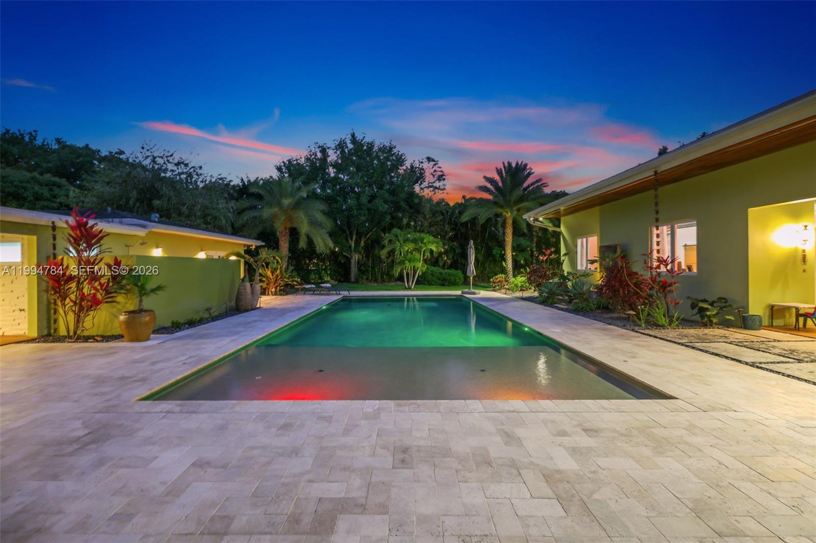 9234 Southwest 112th Street Miami, FL 33176 - Photo 16 of 54