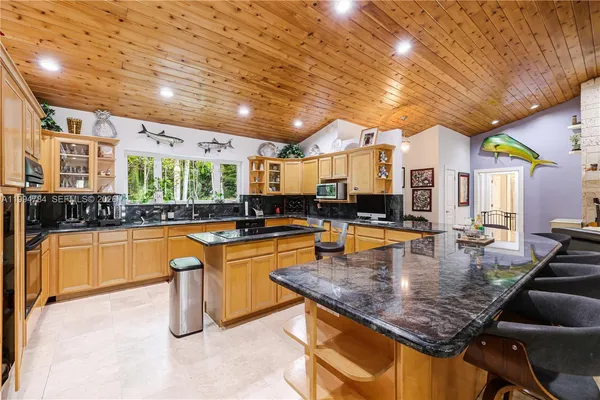$3,150,000 | 9234 Southwest 112th Street, Miami, FL 33176