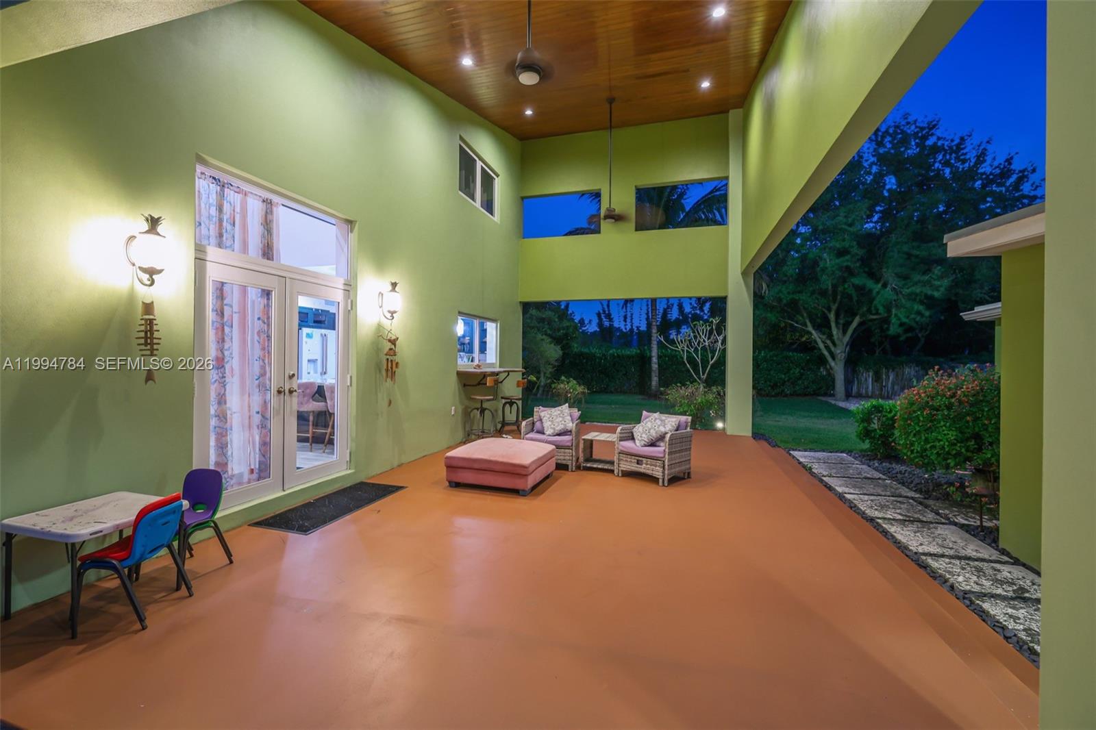 9234 Southwest 112th Street Miami, FL 33176 - Photo 33 of 54