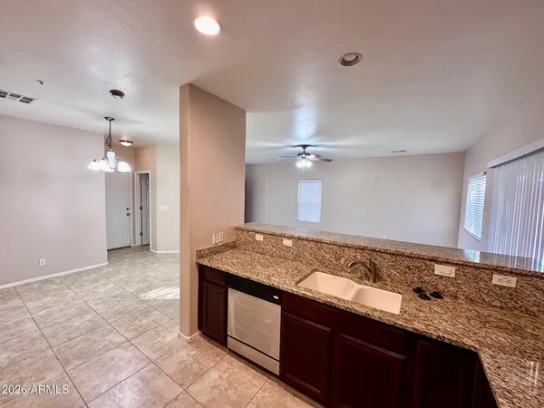 $1,925 | 12972 North 88th Avenue, Peoria, AZ 85381